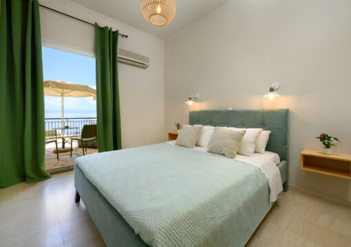 Deluxe Room with Seaview Rooftop